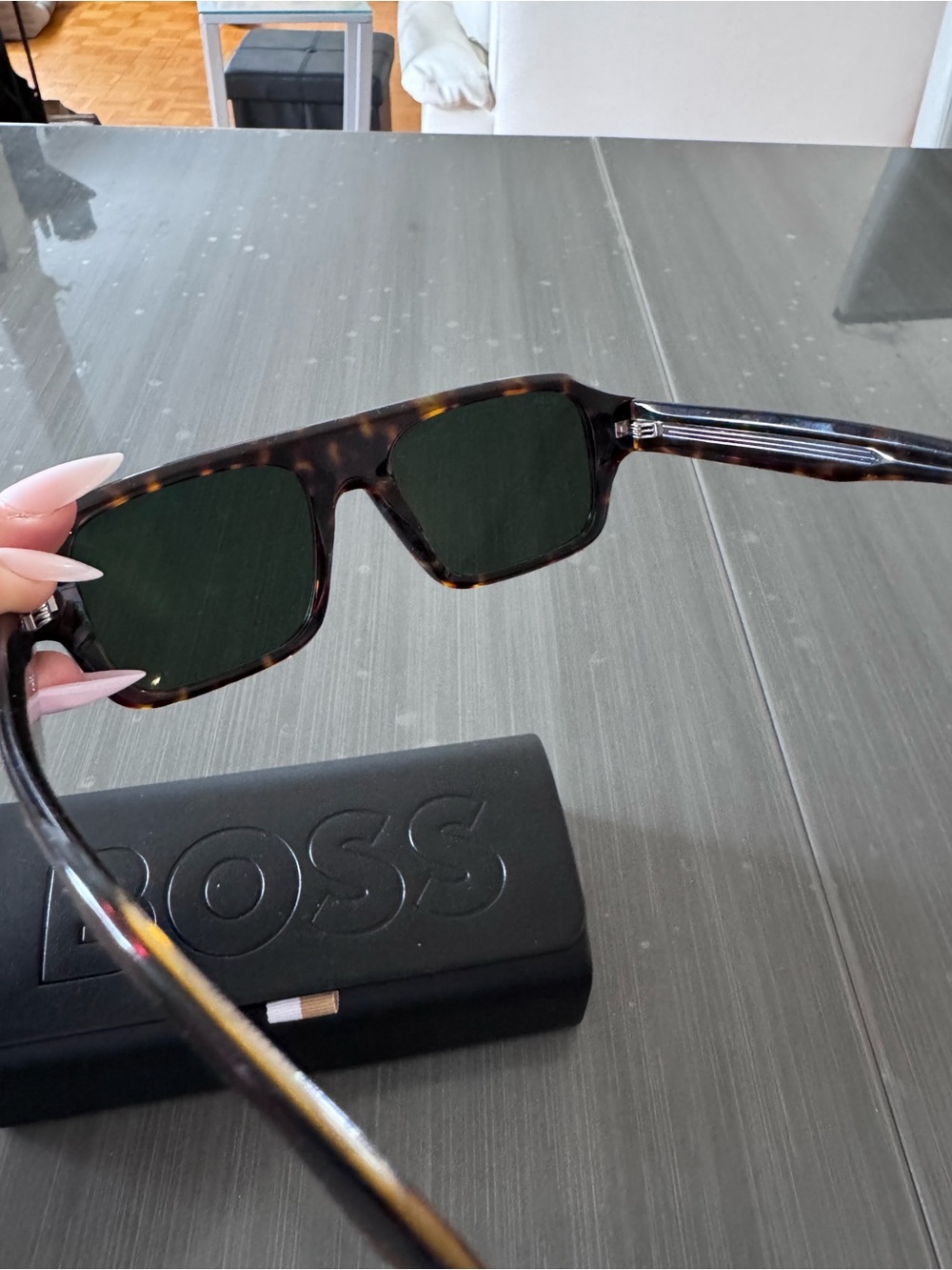 BOSS Men’s Black Tortoiseshell Sunglasses 1595/S - Picture 3 of 4